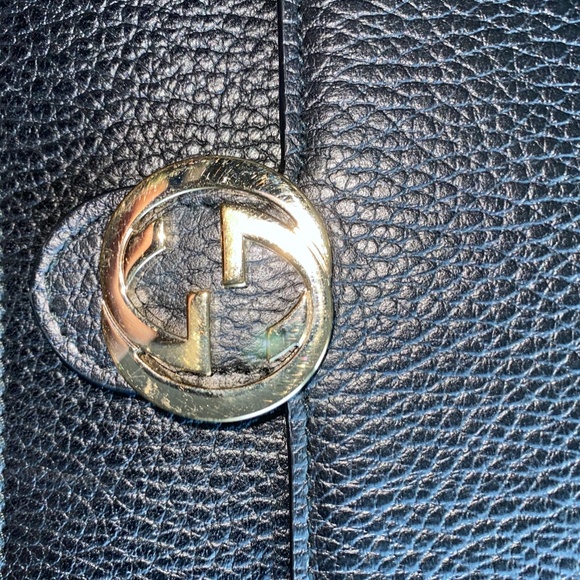 Gucci Clutch - Picture 2 of 3